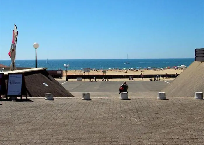 Lejlighed 200m De La Avec Place De Parking Securisee